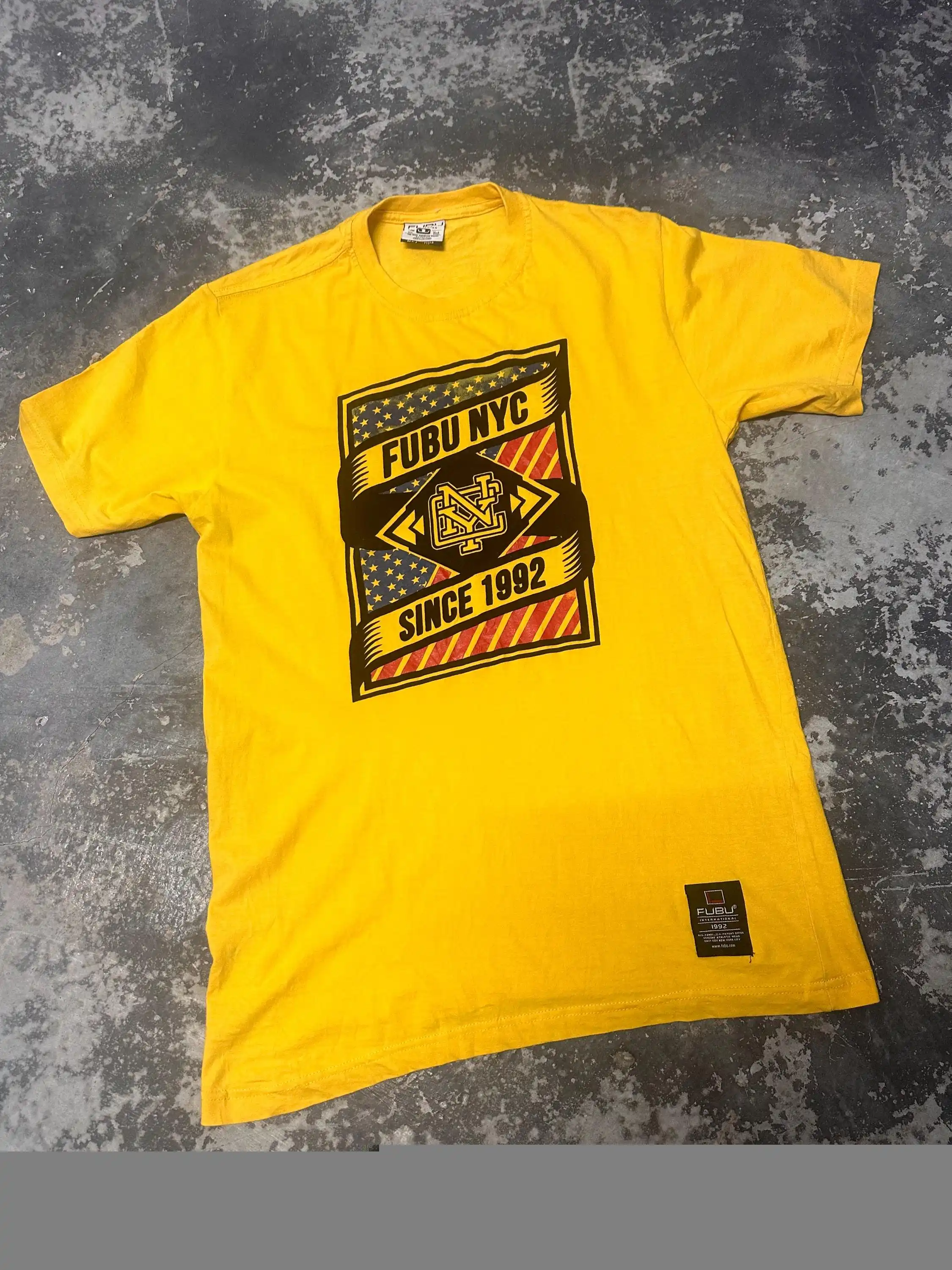 Streetwear Brand New York - Koszulka Vintage Fubu New York Streetwear